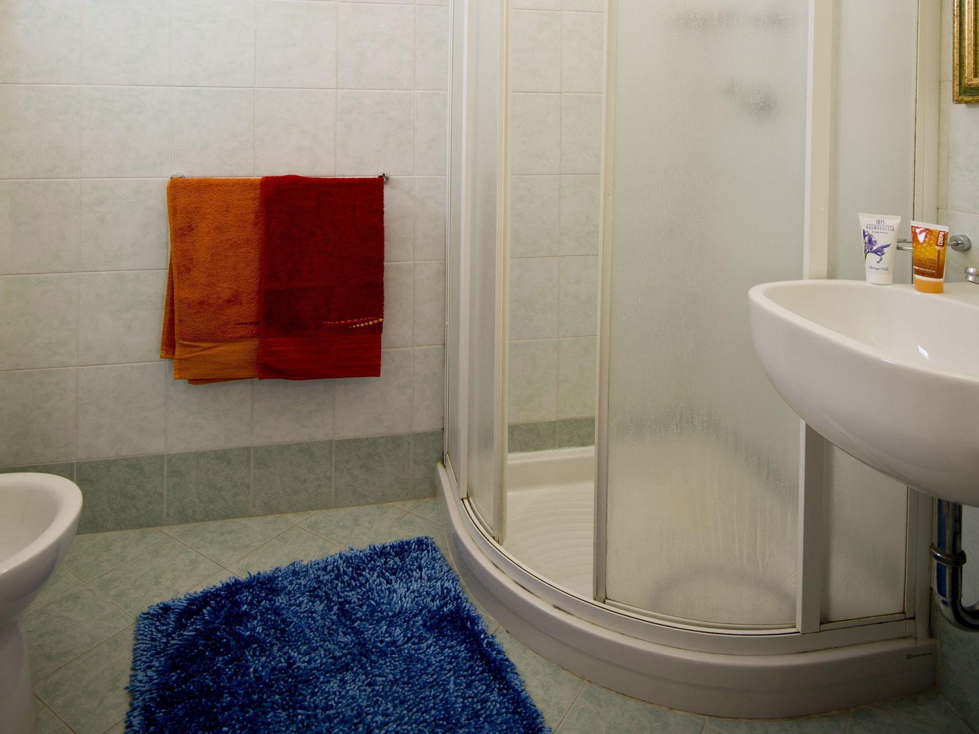 צ'סנטיקו Villa Silvie Rose מראה חיצוני תמונה