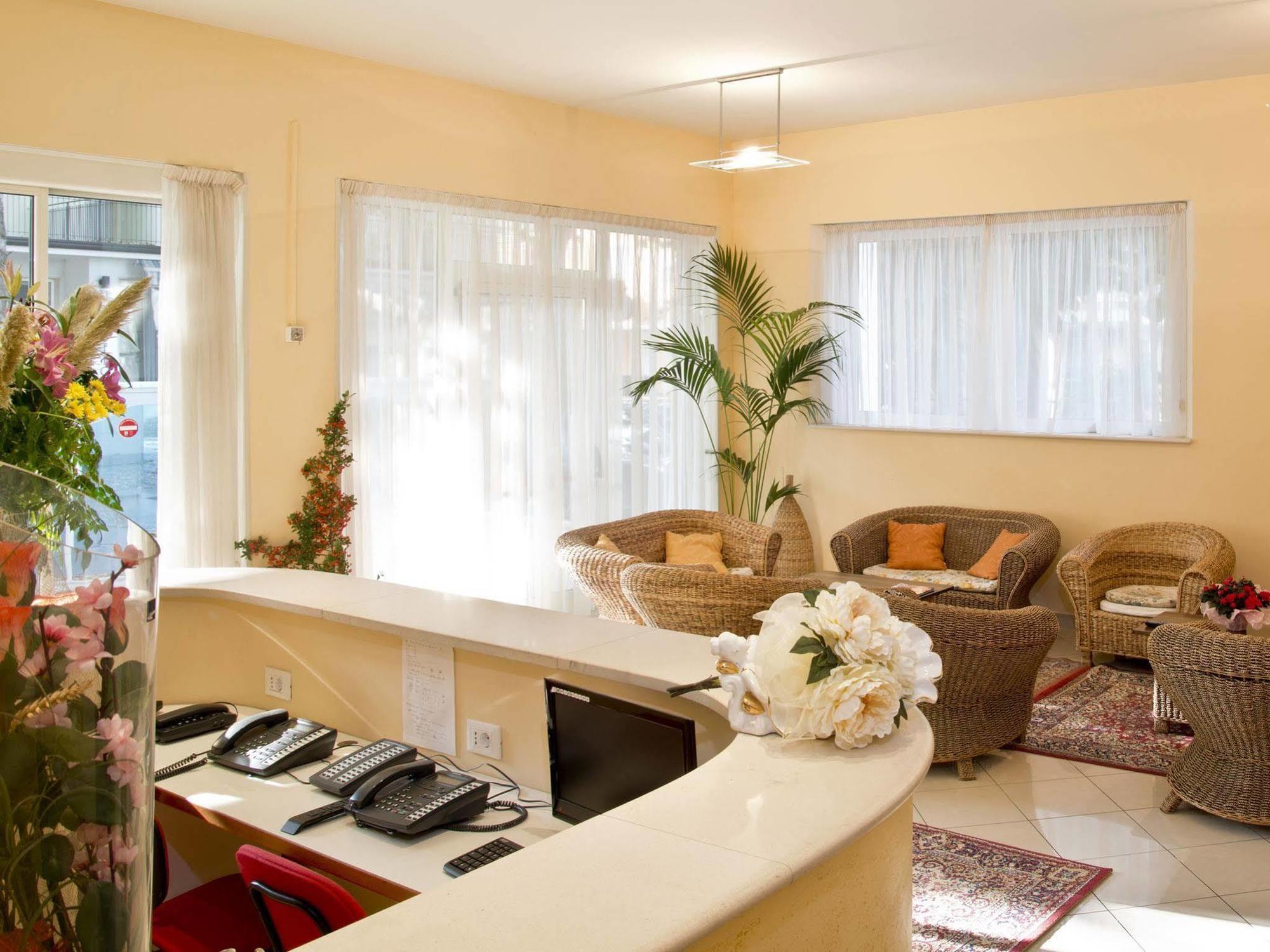 צ'סנטיקו Villa Silvie Rose מראה חיצוני תמונה