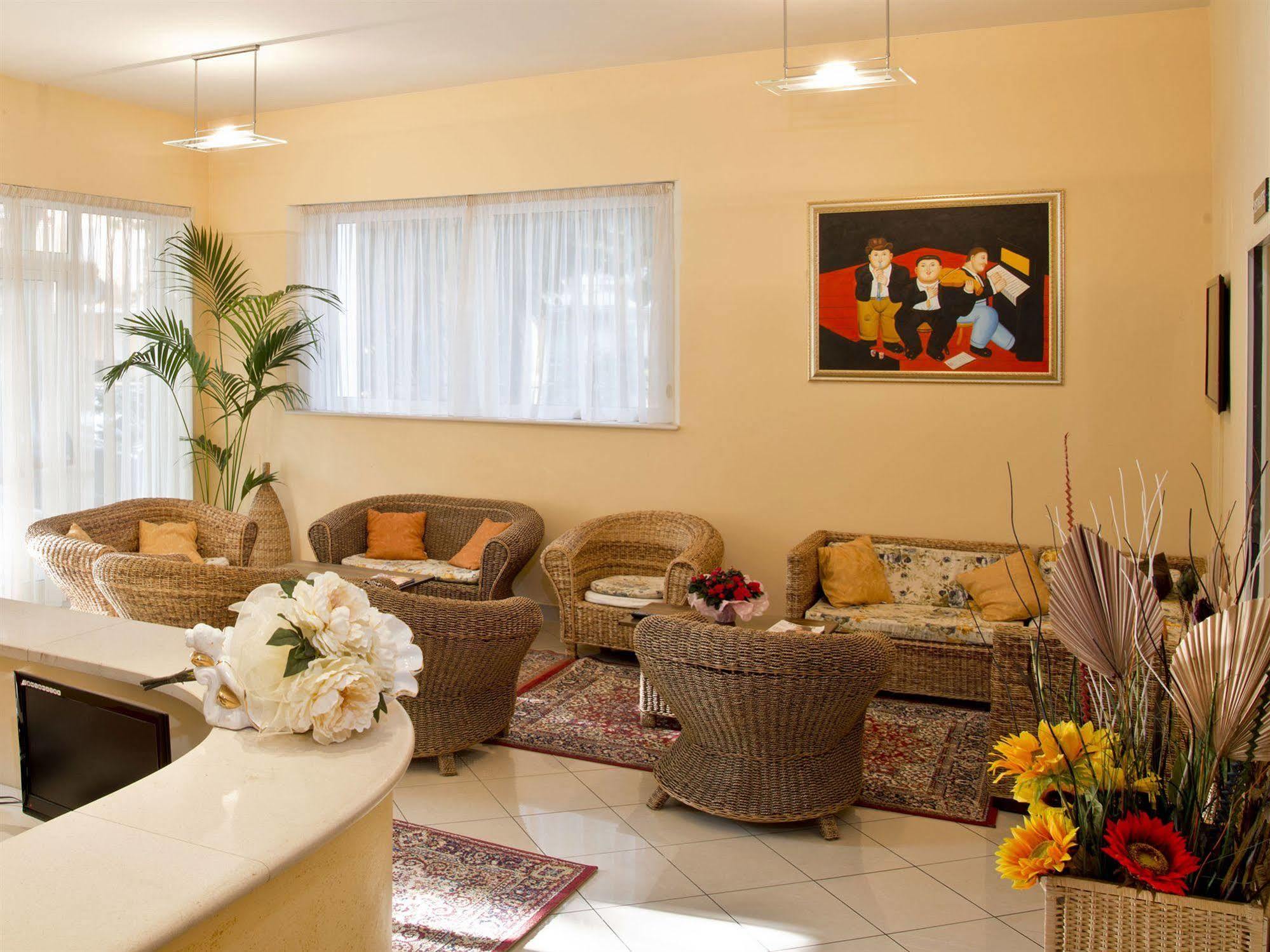 צ'סנטיקו Villa Silvie Rose מראה חיצוני תמונה